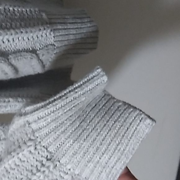 Cupcakes and Cashmere XL Gray Cardigan Oversized Sleeve - Picture 2 of 5